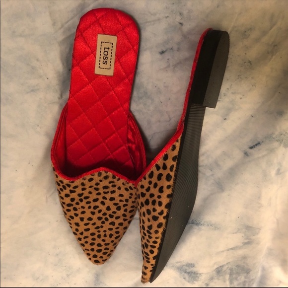 Toss Leopard Print Flats - Picture 3 of 4